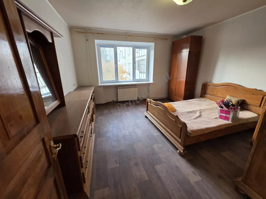 Продам 3х комнатную квартиру с автономным отоплением 74м2 4/9-эт гор.