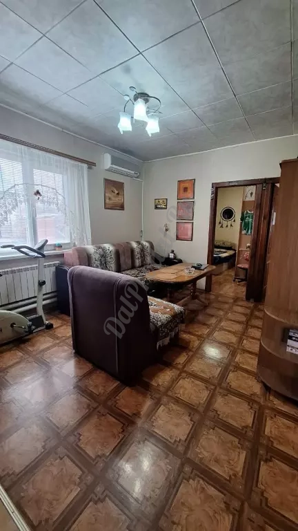 Продам 2а дома в центре города Луганск район "Динамо "
