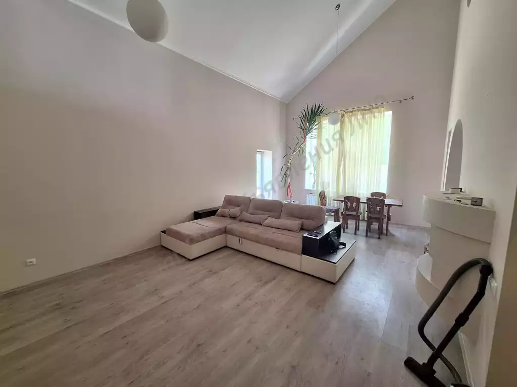 Сдам дом 180 м², агент