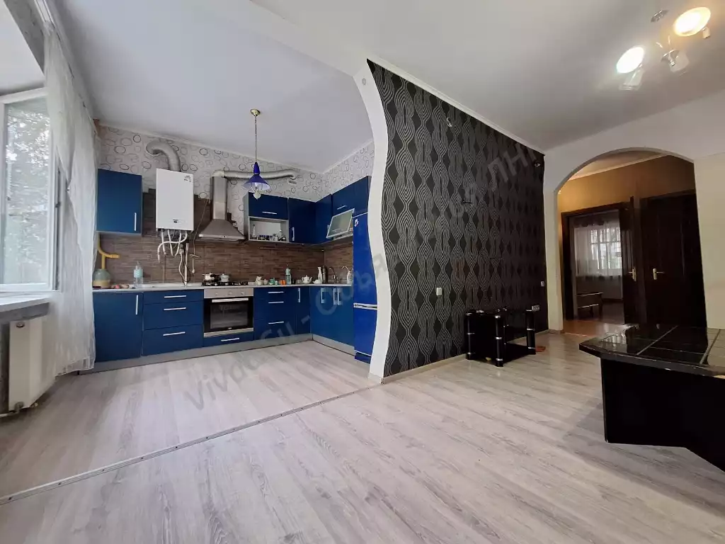 Аренда квартиры, 3 комнаты, 68 м² агент