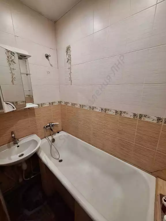 Аренда квартиры, 3 комнаты, 62 м² агент