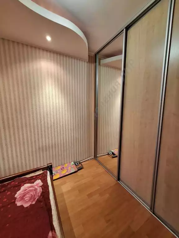 Аренда квартиры, 3 комнаты, 62 м² агент