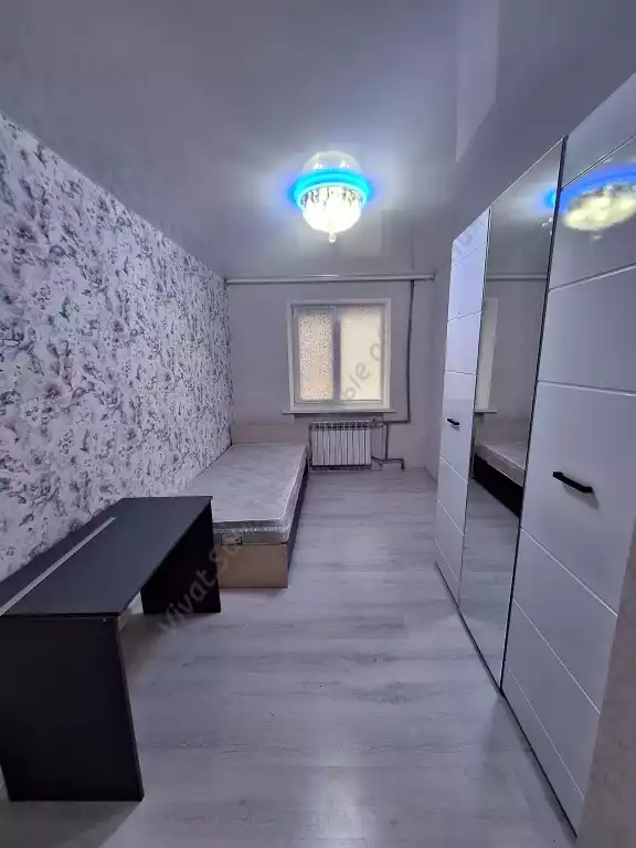 Аренда квартиры, 3 комнаты, 56 м² агент