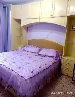 Продажа квартиры, 3 комнаты, 63 м², агент