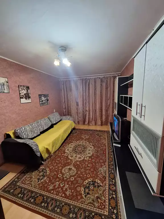 Аренда квартиры, 2 комнаты, 45 м² агент