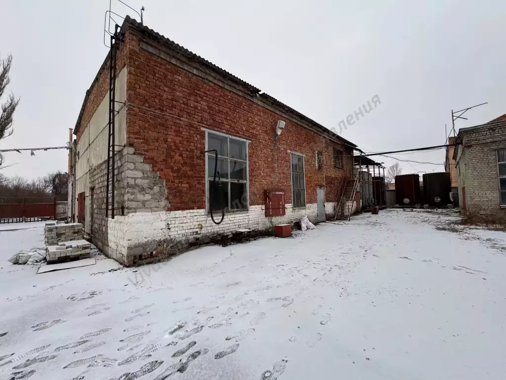 Склад, 929 м², агент