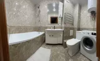 Продажа квартиры, 3 комнаты, 75 м², агент