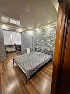 Продажа квартиры, 3 комнаты, 75 м², агент