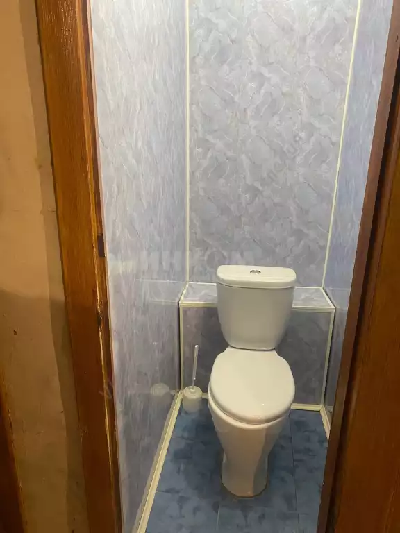 Продажа квартиры, 3 комнаты, 58 м², агент