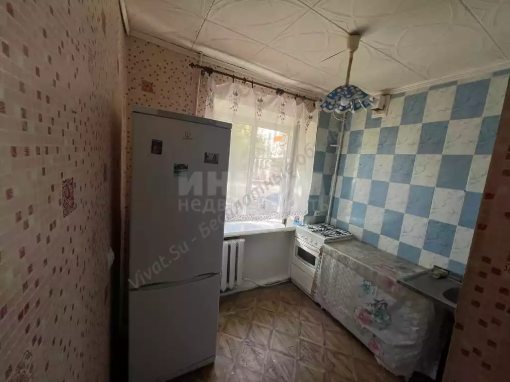 Продажа квартиры, 3 комнаты, 58 м², агент