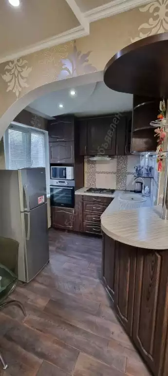 Продажа квартиры, 3 комнаты, 62 м², агент