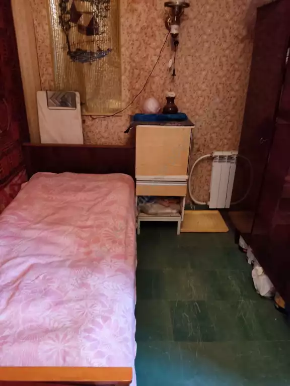 Продажа квартиры, 2 комнаты, 42 м², агент