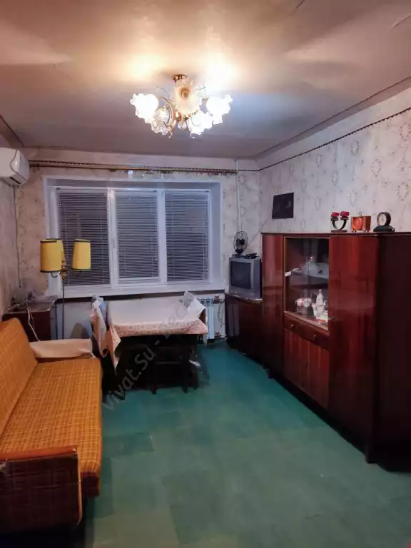Продажа квартиры, 2 комнаты, 42 м², агент