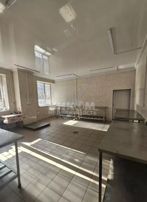 Продам базу по ул.Руднева ,1277м2