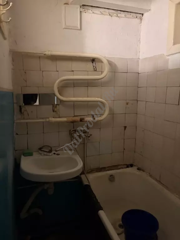 Продам 1к квартиру по ул.Кирова, 40м2