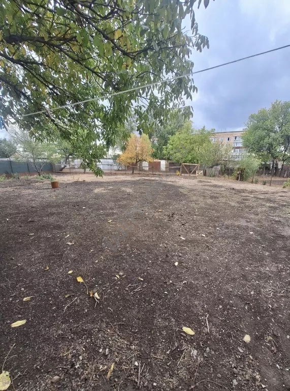 Продам дом в Тепличном ,ул.Молодежная ,66м2