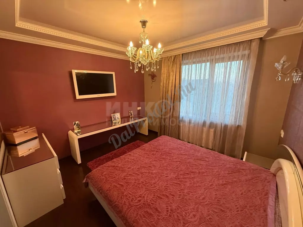 Продам дом по ул.Ульяны Громовой 210м2