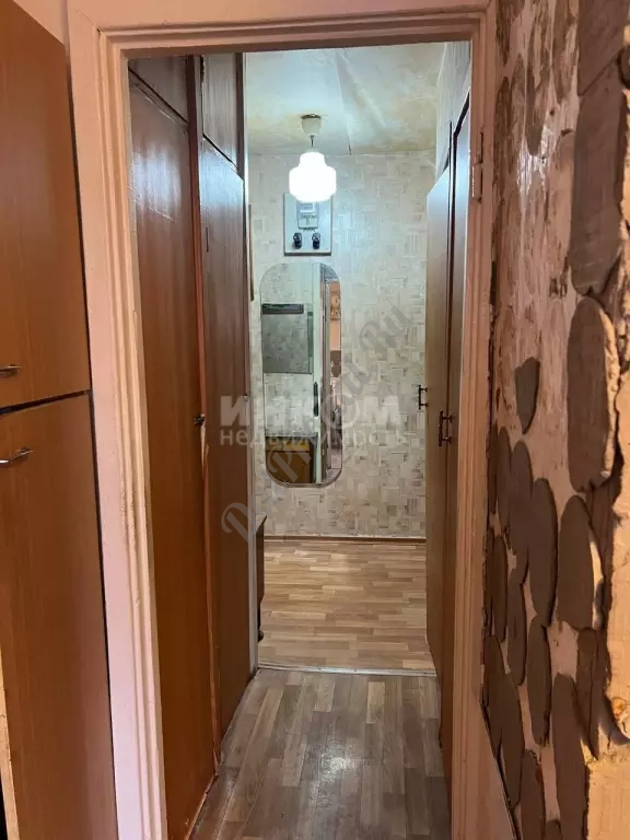 Продам 4к квартиру в центре 3/9эт 76м2