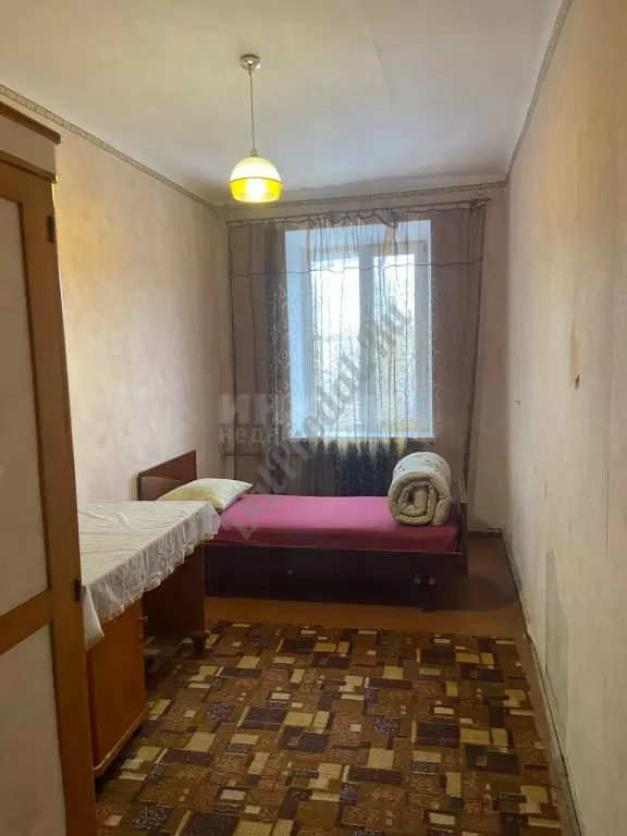 Продам 3к квартиру на Площади ВОВ ,4/5эт центр Луганска