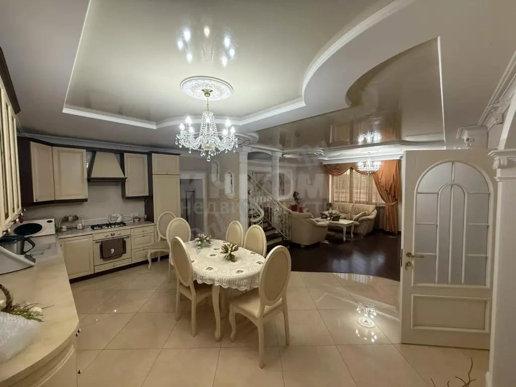 Продам дом по ул.Ульяны Громовой 210м2