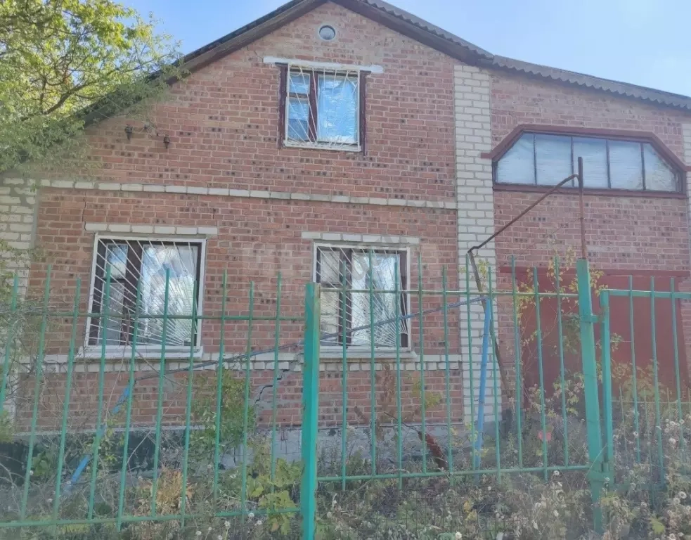 Продам дачу в Луганске 100м2 дом