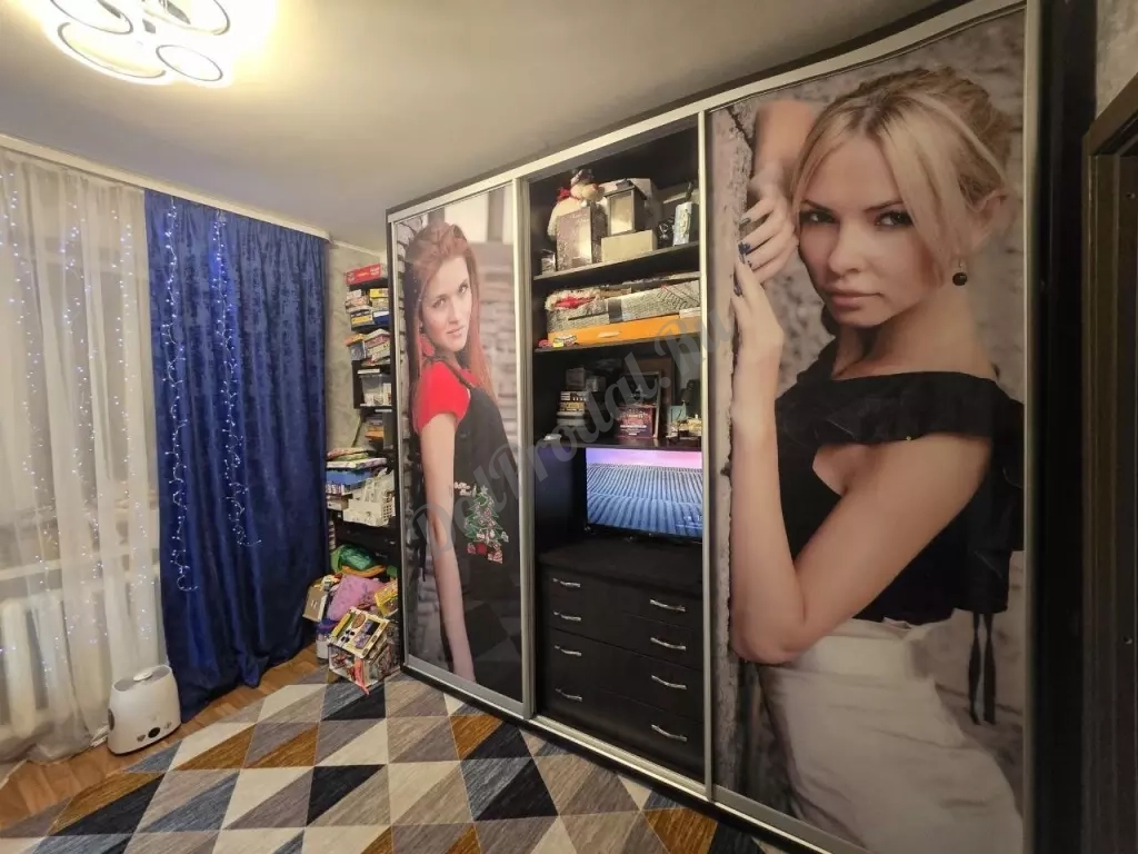 Продам 3к квартиру на кв.Пролетариата Донбасса ,4/9эт