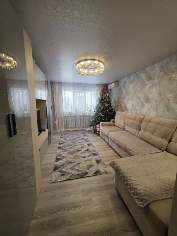 Продам 3к квартиру на кв.Пролетариата Донбасса ,4/9эт