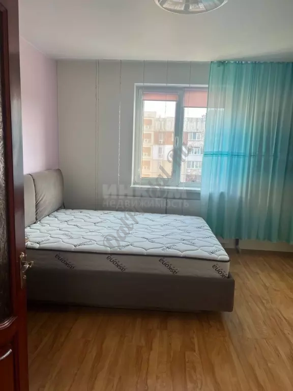 Продам 2-х комн квартиру в городе Луганск квартал Степной