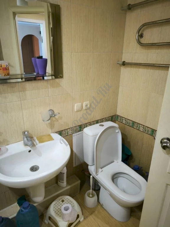Продам 3-х комн квартиру в городе Луганск квартал Шевченко