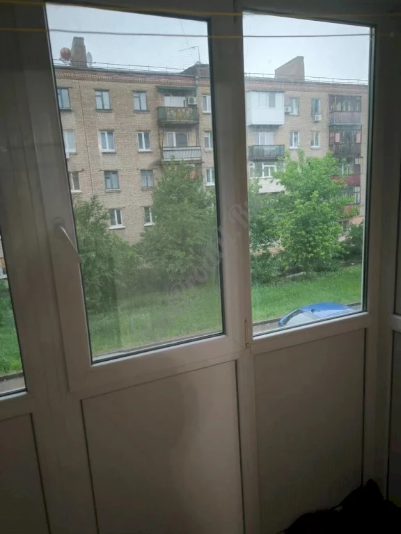 Продам 3-х комн квартиру в городе Луганск квартал Шевченко