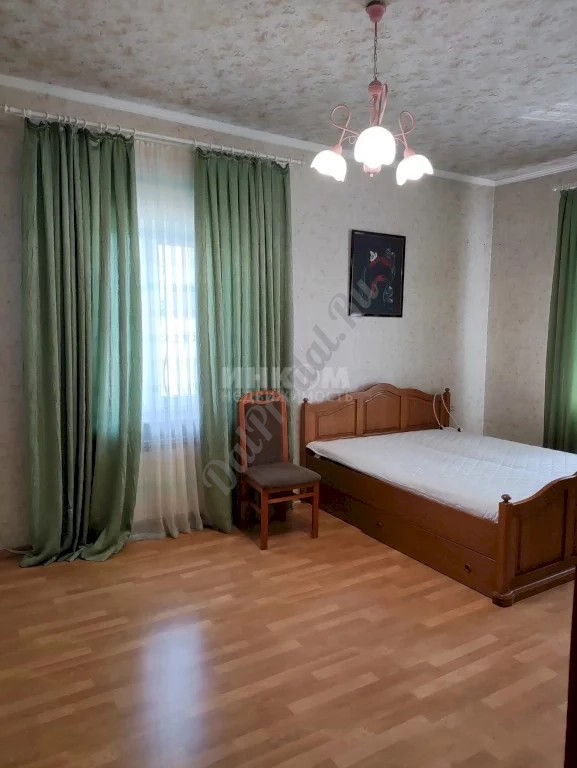 Продам дом 350 м2 в городе Луганск улица Смоленская