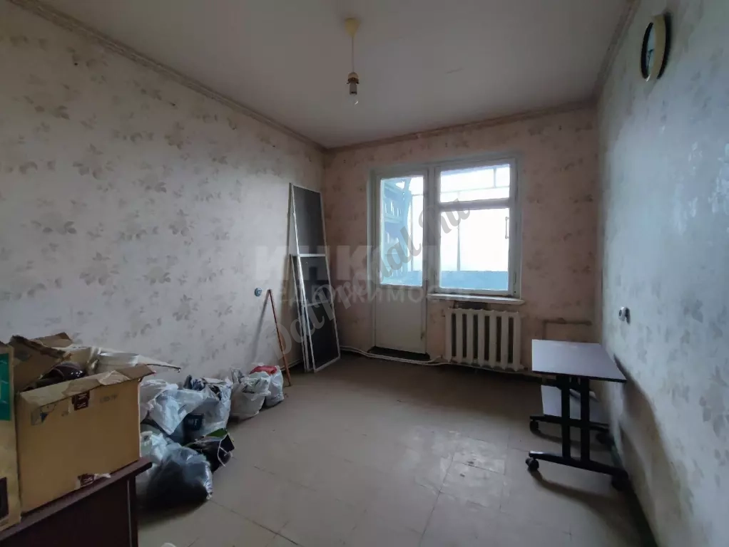 Продам 3-х комн квартиру с АО в городе Луганск квартал Волкова