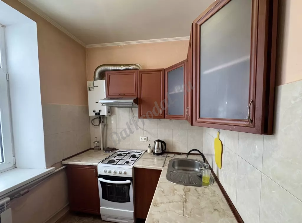 Продам 3к квартиру в центре