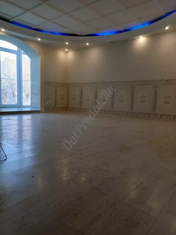 Продам 3к квартиру на кв.Комарова, а/о, ремонт