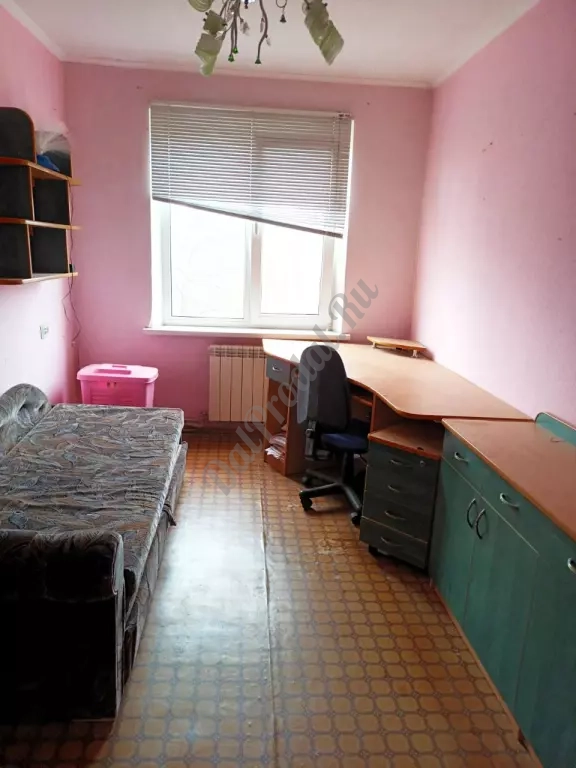 Продам 3-х комн квартиру с авт отоп в городе Луганск улица 30-летия Победы