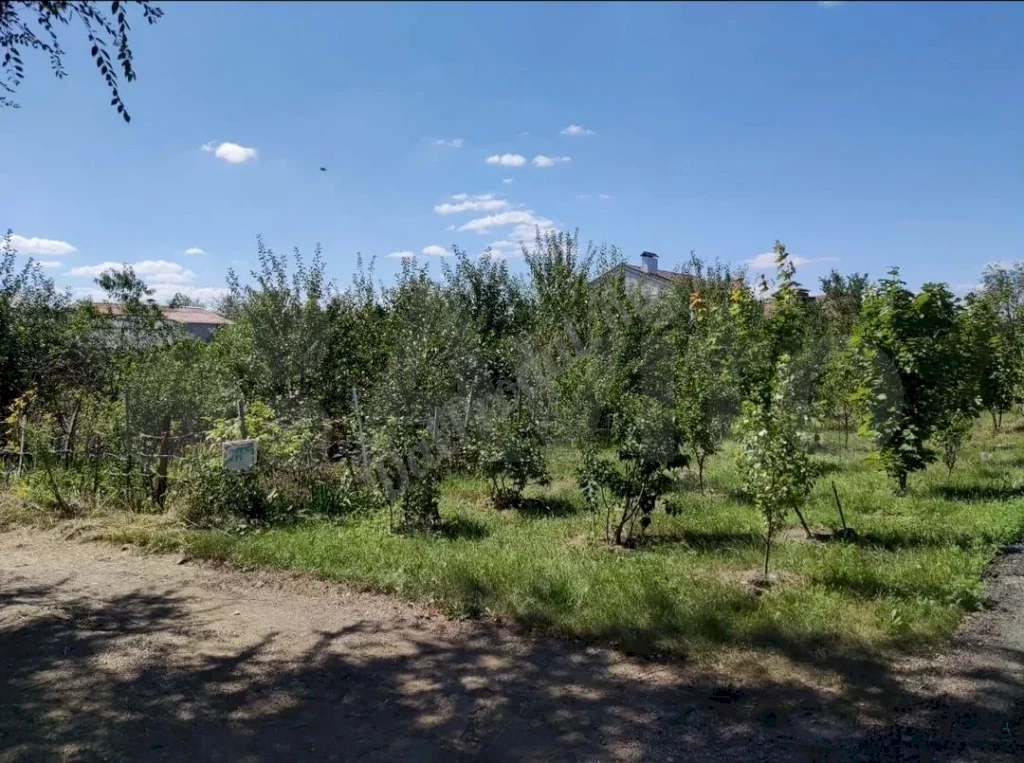 Продам участок 6 соток в городе Луганск улица Муромская