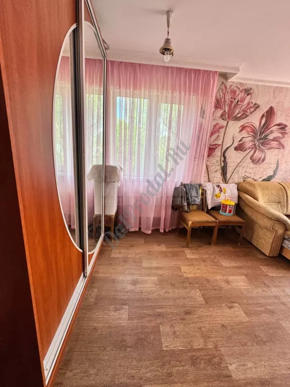Продам 3-х комн квартиру в городе Луганск квартал Волкова