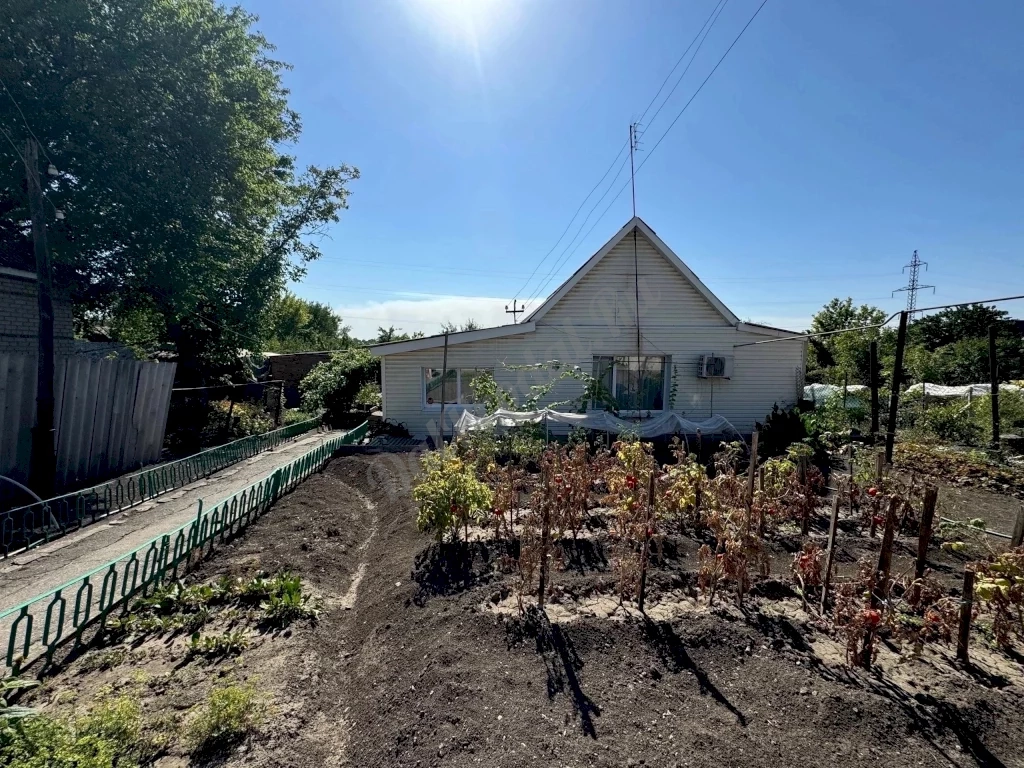 Продам дом в городе Луганск улица Ладожская