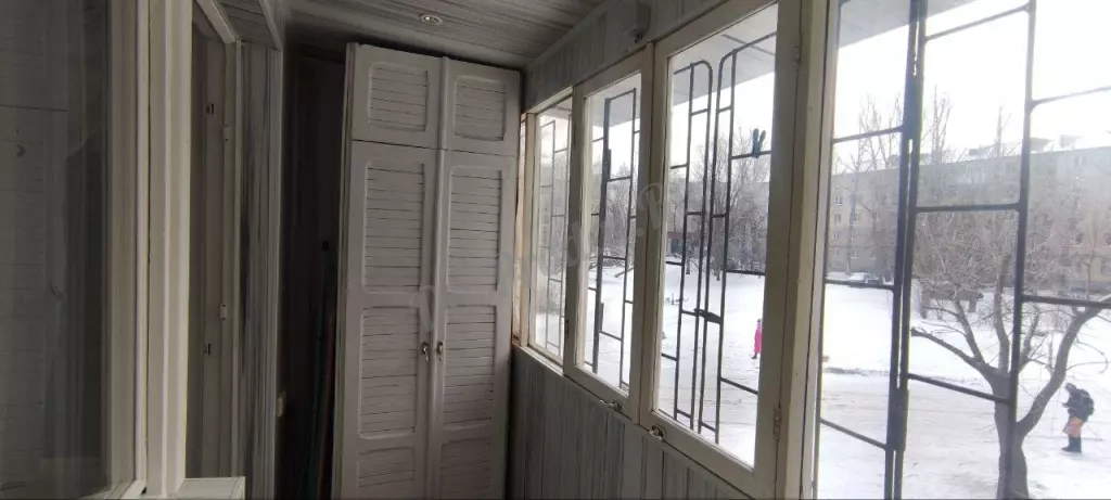 Продам 4-х комн квартиру с авт отоп в городе Луганск квартал 50-лет Октября