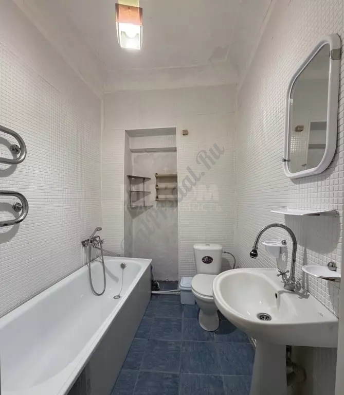 Продам 3к квартиру в центре