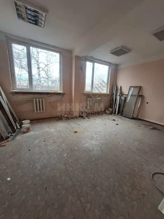 Продам произв-ную базу в городе Луганск