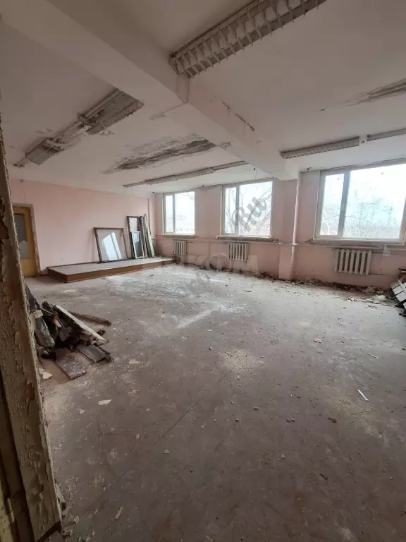 Продам произв-ную базу в городе Луганск