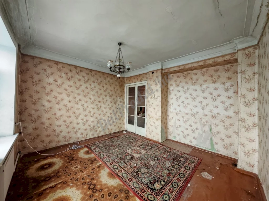 Продам 3-х комн квартиру с авт отоп в городе Луганск улица Херсонская