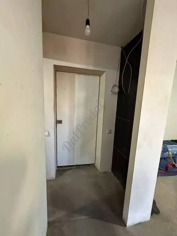 Продам 1к квартиру на кв.Героев Сталинграда