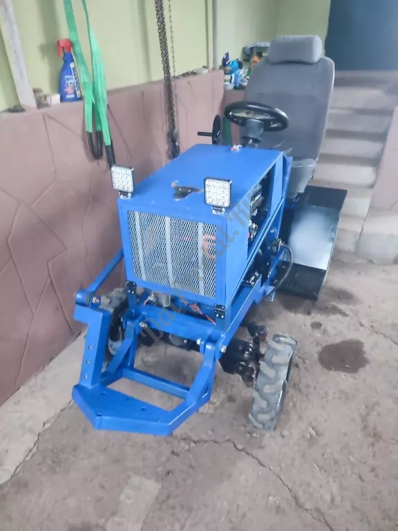 МТ минитрактор тягачь ,снегоуборочная техника и т.д.