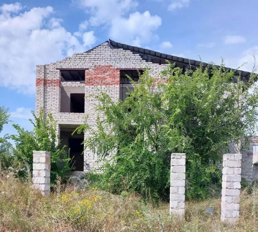 Продам участок в Луганске с домом п. Видное