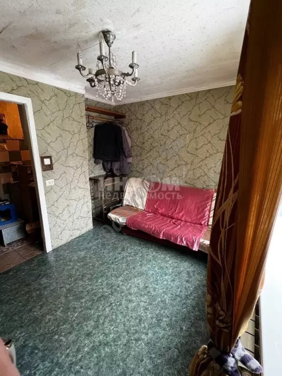 Продам 1-комн квартиру 14м2 в городе Луганск 26-й квартал