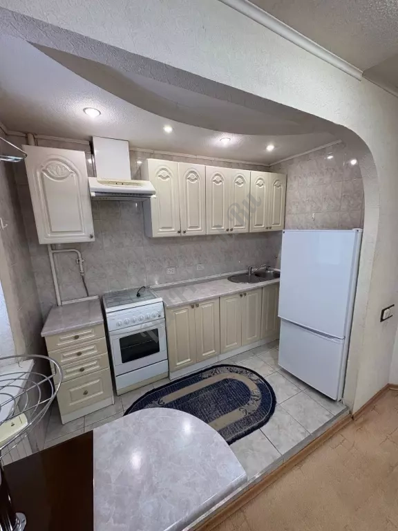 Продам 2-х комн квартиру в городе Луганск улица Осипенко