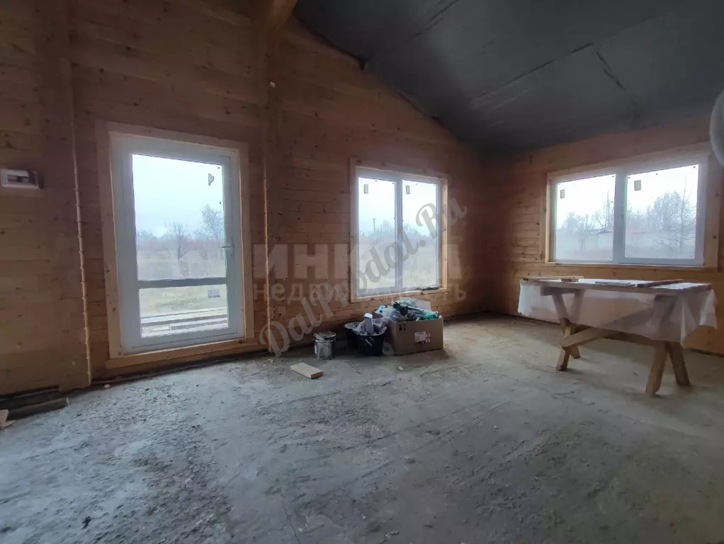 Продам дом в городе Луганск район Областной Больницы