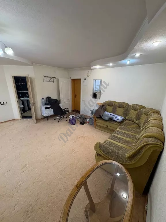 Продам 2-х комн квартиру в городе Луганск улица Осипенко